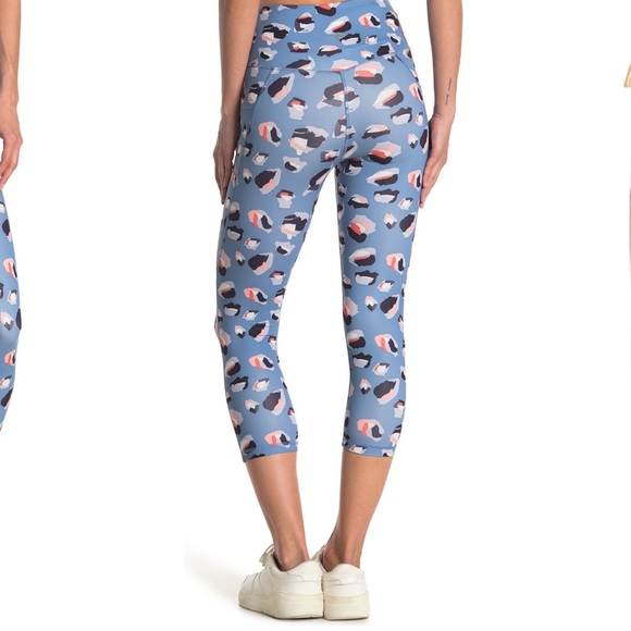 NWT X by Gottex Capri Leggings, Small - Picture 2 of 9